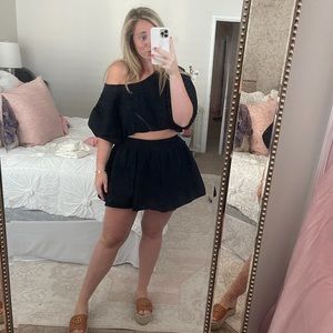 Black skirt set